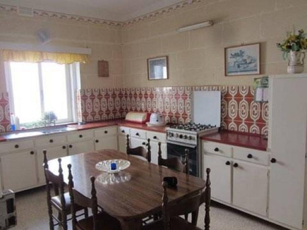 Ta' Karmni Apartamento Marsalforn Quarto foto